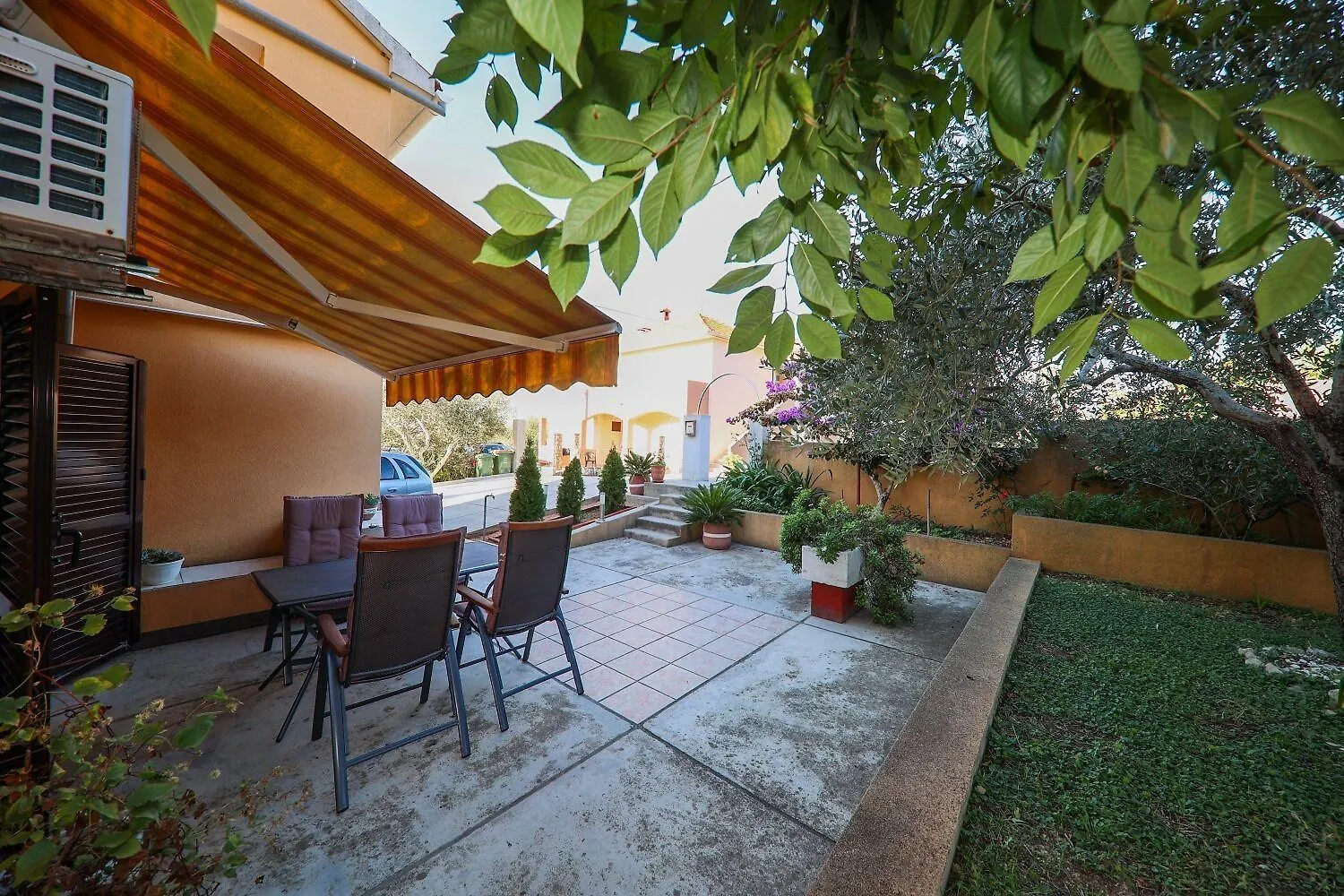 Apartment Gaspe Sutomiscica