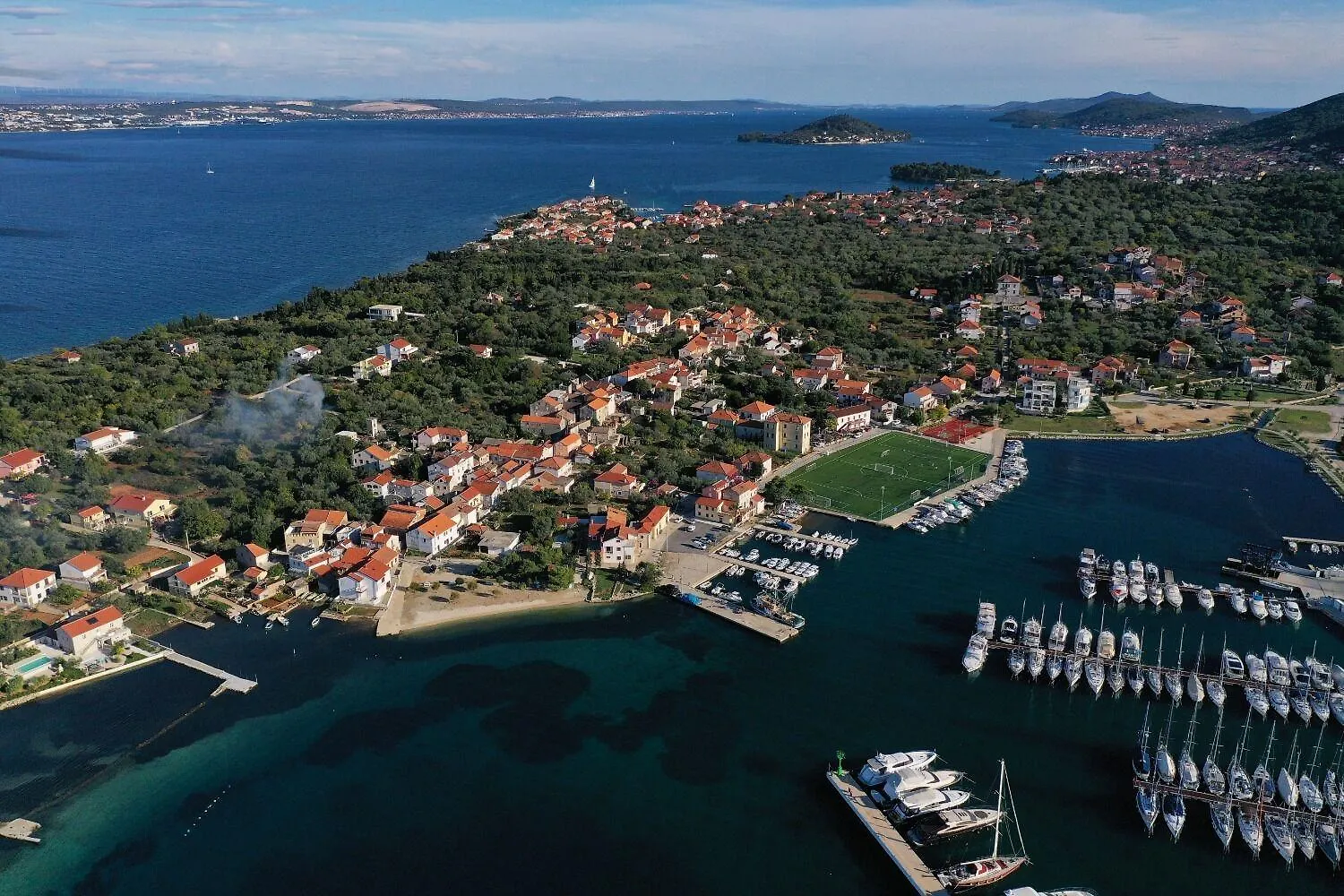 Apartment Gaspe Sutomiscica